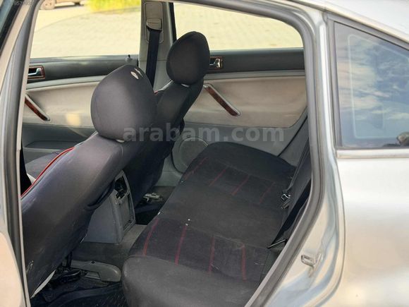EVCİMEN MOTORS'DAN/B5.5/ÇİFT KIRMIZI/6İLERİ/DİJİTAL KLİMA