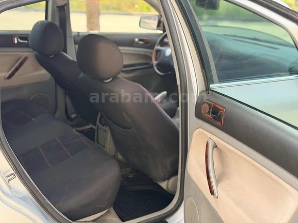 EVCİMEN MOTORS'DAN/B5.5/ÇİFT KIRMIZI/6İLERİ/DİJİTAL KLİMA