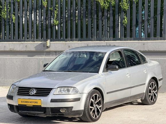 EVCİMEN MOTORS'DAN/B5.5/ÇİFT KIRMIZI/6İLERİ/DİJİTAL KLİMA