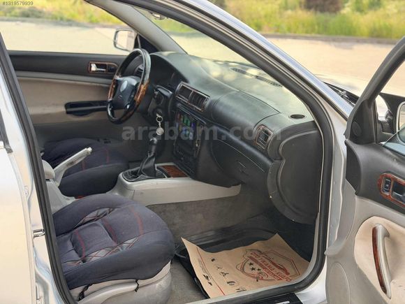 EVCİMEN MOTORS'DAN/B5.5/ÇİFT KIRMIZI/6İLERİ/DİJİTAL KLİMA