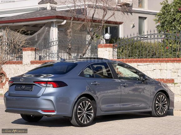 2025 TOYOTA COROLLA 1.5 FLAME X-PACK MULTIDRIVE S