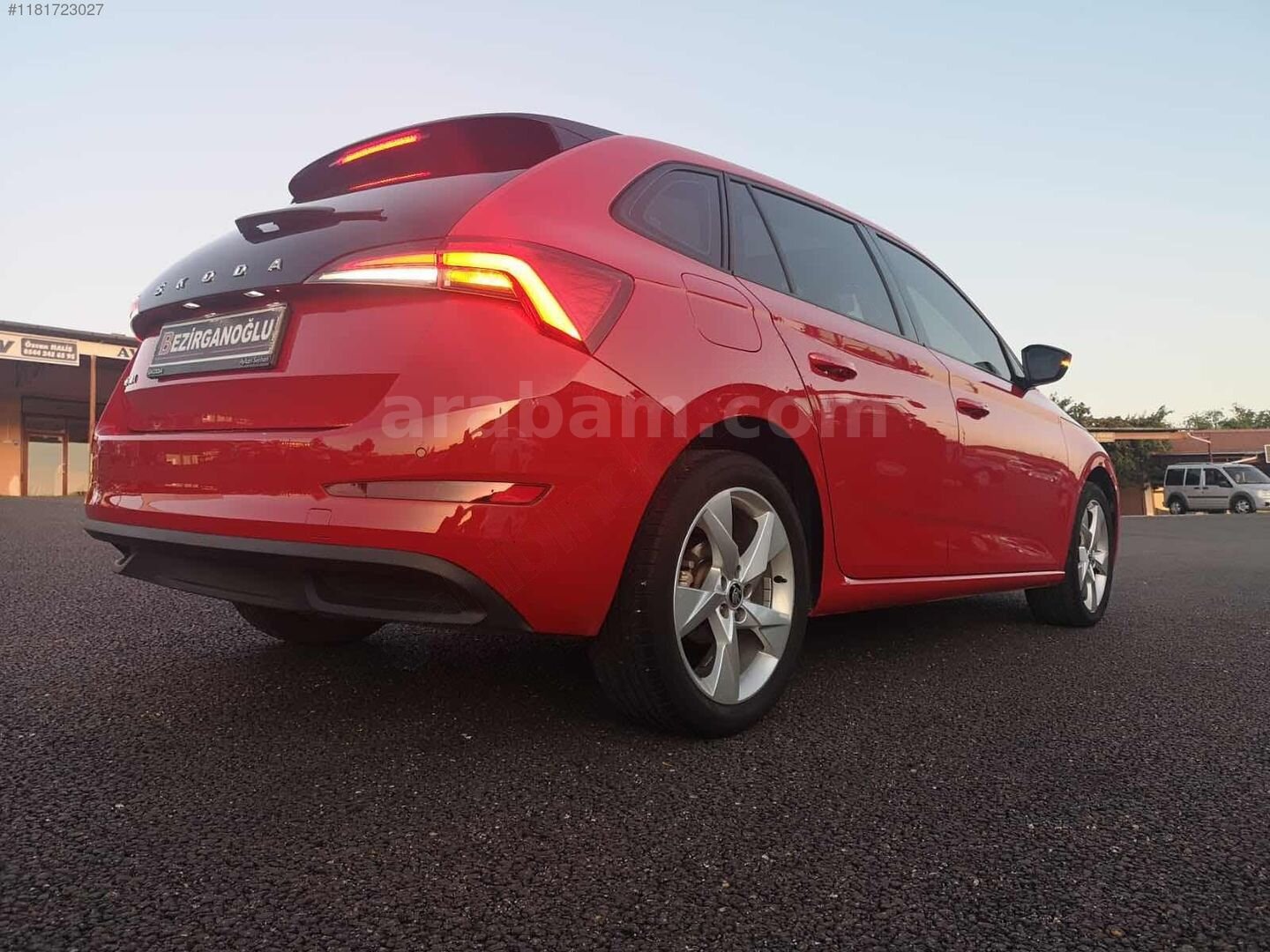 Galeriden Skoda Scala 1.0 TSI Premium 2020 Model Kırşehir 43.375 km Kırmızı 4