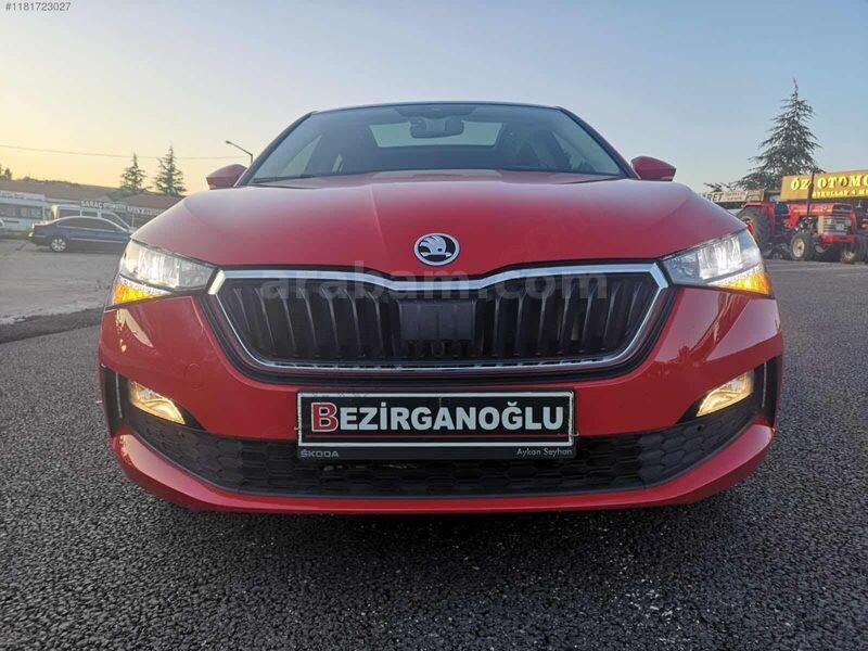 Galeriden Skoda Scala 1.0 TSI Premium 2020 Model Kırşehir 43.375 km Kırmızı
