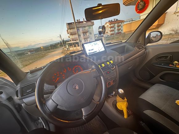 Sahibinden Renault Symbol 1.5 dCi Authentique 2011 Model Temiz Değişensiz