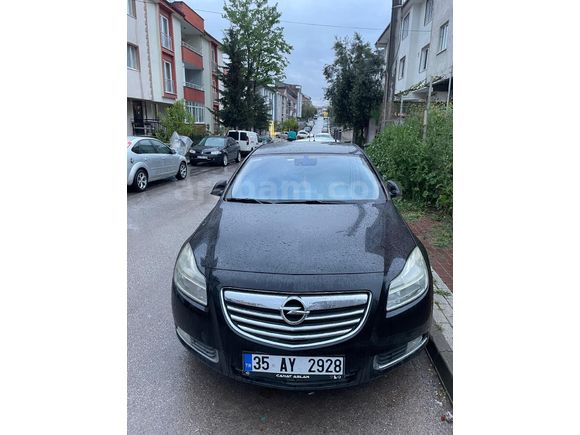 Sahibinden Opel Insignia 2.0 CDTI Edition 2011 Model  238.000 km Siyah