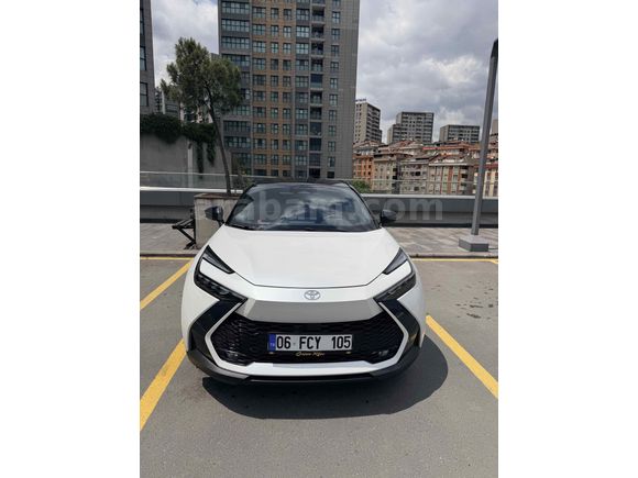 Sahibinden Toyota C-HR 1.8 Hybrid Passion X-Style 2025 Model 
