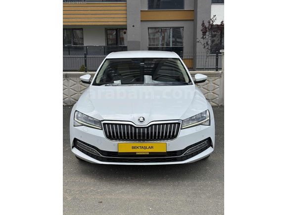 2021 MODEL SKODA SUPERB TRAMERSİZ HATASIZ 156.000 KM'DE