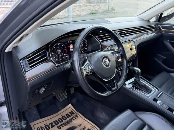 2017-HİGHLİNE-2.0TDI 190 HP-CAM TAVAN-TAM DERİ-KUSURSUZ-