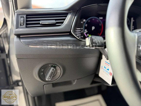 *HATASIZ* 2023 YENİ SUPERB PREMİUM DSG +HAYALET +67' KM