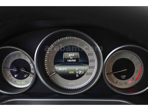 MERCEDES-BENZ 2013 E-180 PREMİUM 187.BİN KM'DE HATASIZ BOYASIZ
