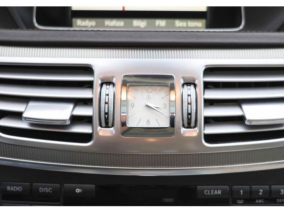 MERCEDES-BENZ 2013 E-180 PREMİUM 187.BİN KM'DE HATASIZ BOYASIZ
