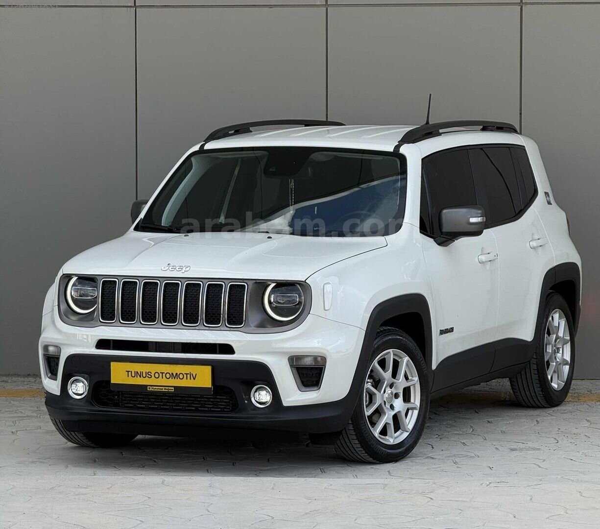TUNUS OTOMOTİV'DEN HATASIZ JEEP RENEGADE 1