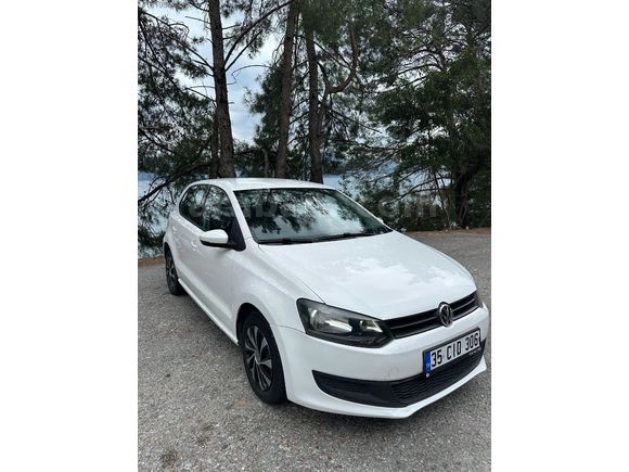 FIRSAT GARAJ ARABASI SIFIR GİBİ FULL SERVİS BAKIMLI DABUL EKRAN