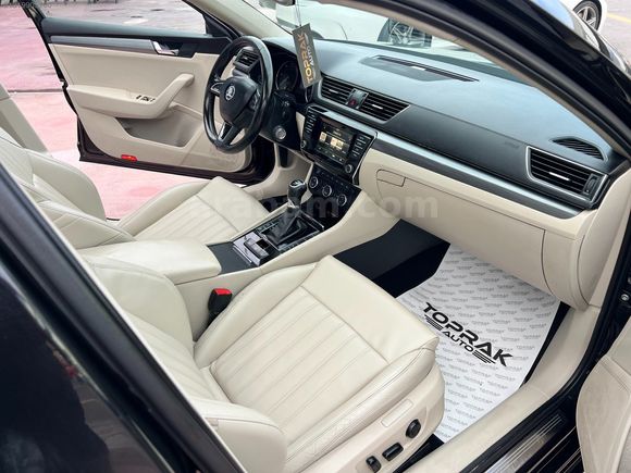 TOPRAK AUTO DAN I CAM TAVAN PRESTİGE SUPER B