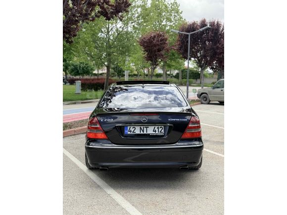 Sahibinden Mercedes - Benz E 200 Kompressor Avantgarde 2006 Model  257.000 km Siyah