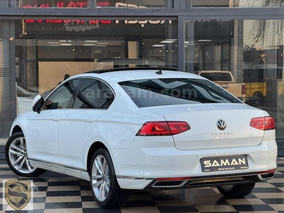 SAMAN OTOMOTİV'DEN 2O2O BOYASIZ 83.OOO KM'DE ÇİFT NAVİ ELK BAGAJ