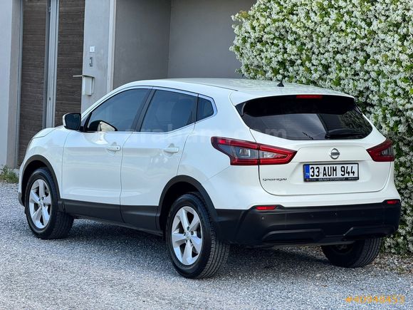 TERTEMİZ NISSAN QASHQAİ 1.2 DIG-TURBO 2018 MAKYAJLI KASA