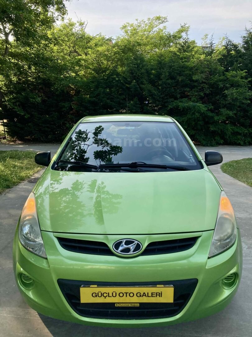 Galeriden Hyundai i20 1.4 CVVT Team 2010 Model İstanbul 62.000 km Yeşil (metalik) 6