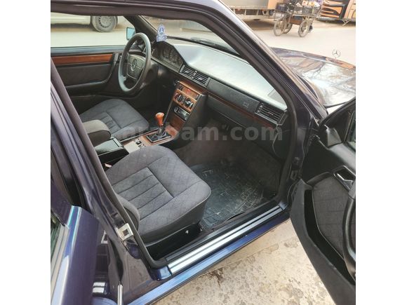 E200 1995 Model