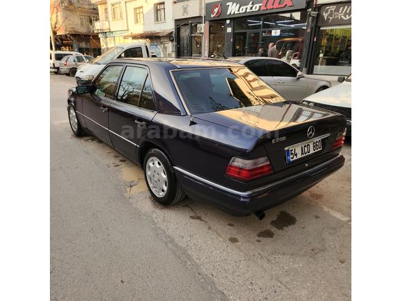 E200 1995 Model