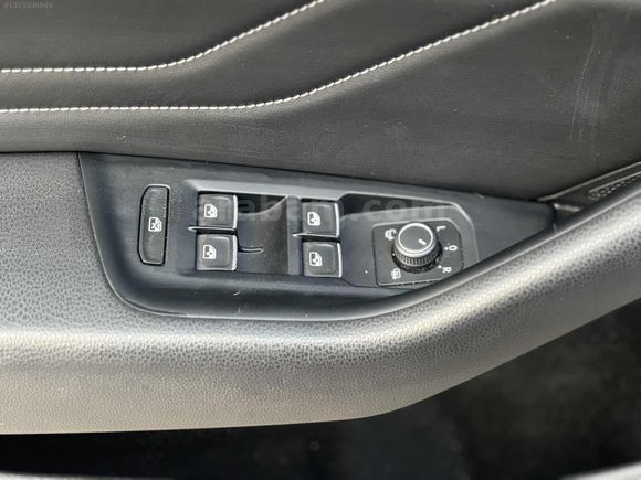 HATASIZ BOYASIZ TRAMERSİZ PASSAT 2.0 TDİ ALLTRACK SERVİS BAKIMLI
