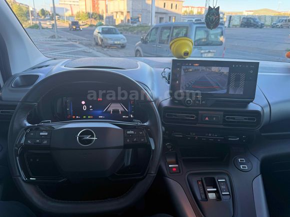 Sahibinden Opel Combo 1.5 CDTI Ultimate 2024 Model 
