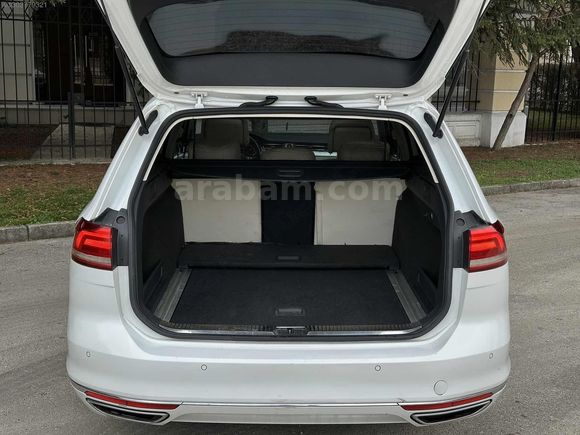 TT GALLERY 'den DEĞİŞENSİZ BAKIMLI PASSAT VARİANT