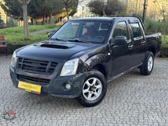 EMKADAN ISUZU D-MAX 2.5 ÇİFT KABİN 4X2 KLİMALI