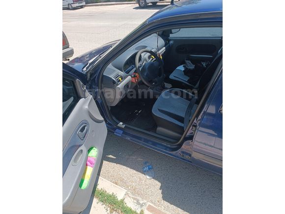 Renault Clio 1.4 RNA 2000 Model FORT TRANSİT TAKASLI