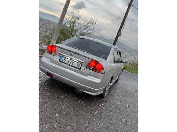 Sahibinden Honda Civic 1.6i VTEC LS Elegance 2005 Model  258.000 km Gri