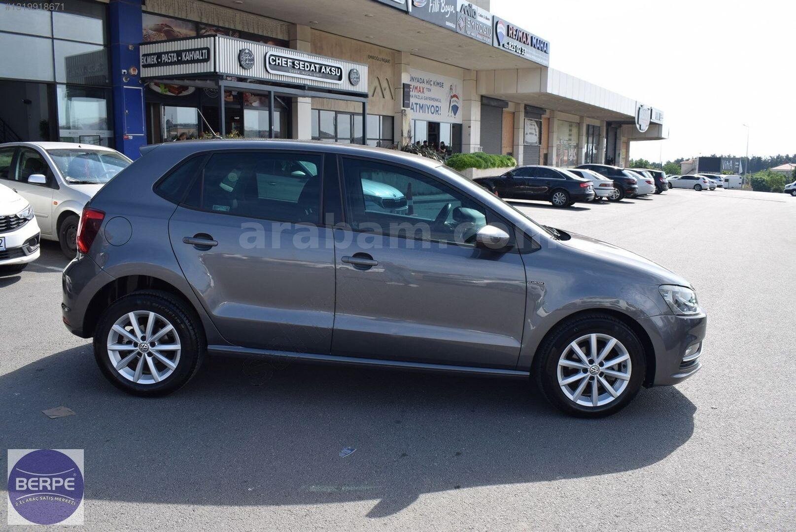 Galeriden Volkswagen Polo 1.2 TSi Lounge 2016 Model İstanbul 62.074 km Gri 4