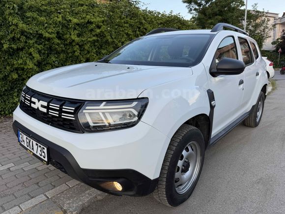 Clio Fiyatına Otomatik Dacia Duster 1.3 Tce Essential 2023 Model İstanbul