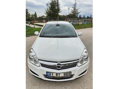 68 Binde Opel Astra 1.6 Enjoy Plus 2012 Model