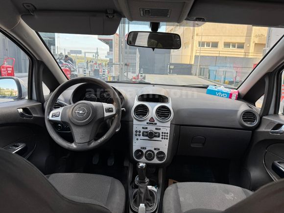 Sahibinden Opel Corsa 1.3 CDTI Essential 2012 Model  147.000 km Gri