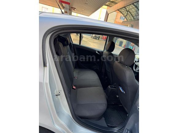 Sahibinden Opel Corsa 1.3 CDTI Essential 2012 Model  147.000 km Gri