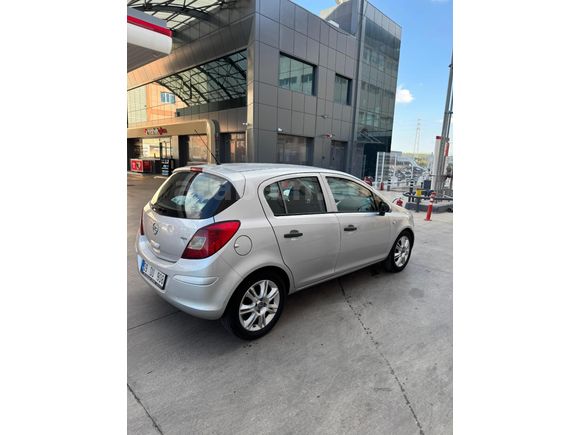 Sahibinden Opel Corsa 1.3 CDTI Essential 2012 Model  147.000 km Gri