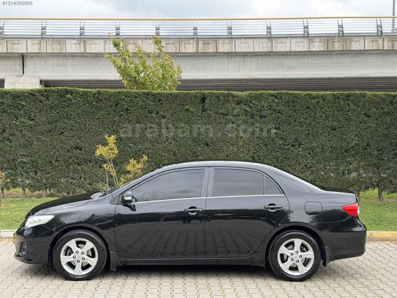 EFENDİ'DEN TOYOTA COROLLA 1.4 D-4D TERTEMİZ