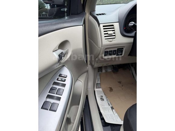 EFENDİ'DEN TOYOTA COROLLA 1.4 D-4D TERTEMİZ