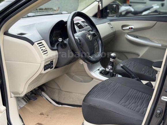 EFENDİ'DEN TOYOTA COROLLA 1.4 D-4D TERTEMİZ