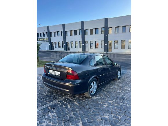 Sahibinden Opel Vectra 1.6 Comfort 2001 Model