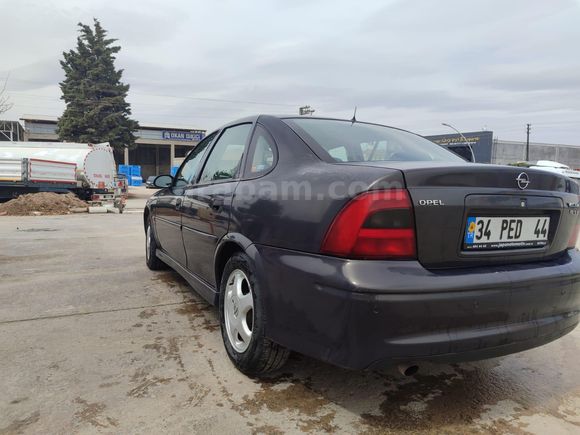 Sahibinden Opel Vectra 1.6 Comfort 2001 Model