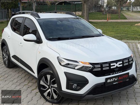 BATU AUTO'DAN 2025 DACIA SANDERO STEPWAY 14 BİNDE HATASIZ !!!