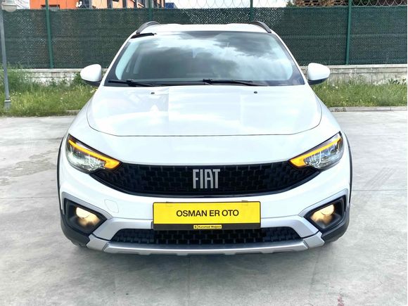 2023 FİAT EGEA CROSS 1.4 FİRE URBAN 95 BG BOYASIZ KM:69.000 KM*