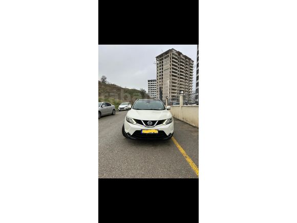 Sahibinden Nissan Qashqai 1.6 dCi Platinum Premium Pack 2014 Model