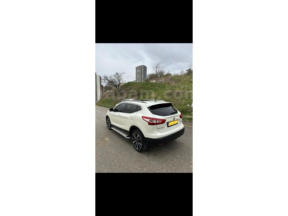 Sahibinden Nissan Qashqai 1.6 dCi Platinum Premium Pack 2014 Model