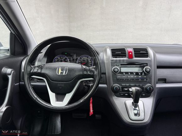 İLK SAHBİNDEN ORJİNAL DEĞİŞENSİZ HONDA CR-V 2.0İ-VTEC EXECUTİVE