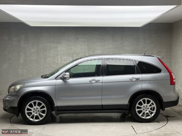 İLK SAHBİNDEN ORJİNAL DEĞİŞENSİZ HONDA CR-V 2.0İ-VTEC EXECUTİVE