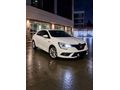 Megane 1.5 dCi Icon 2019 Model 102.000 km Beyaz