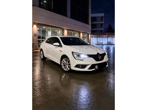 Megane 1.5 dCi Icon 2019 Model 102.000 km Beyaz