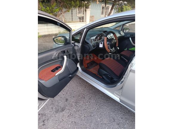 Ford Fiesta 1.6 TDCi Titanium motor 20binde